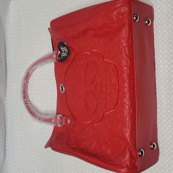 Red Embossed Loungefly tote - Picture 7 of 8